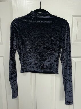 lululemon athletica Black Crushed Velvet Long Sleeve Mock Neck